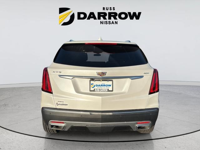 Cadillac XT5 Vehicle Full-screen Gallery Image 4
