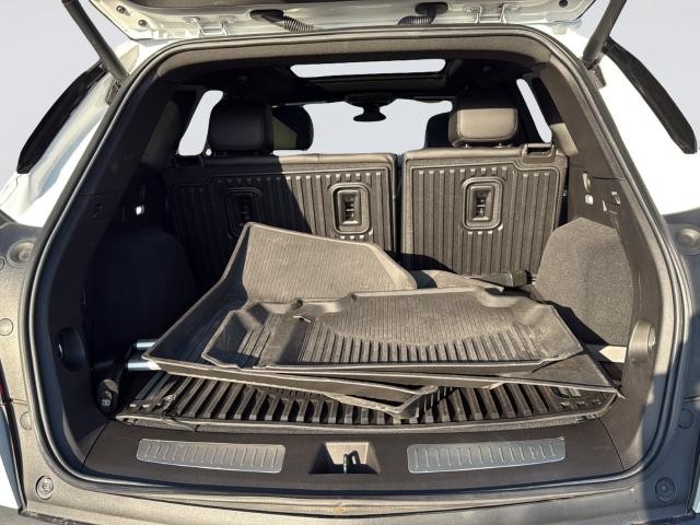 Cadillac XT5 Vehicle Full-screen Gallery Image 35