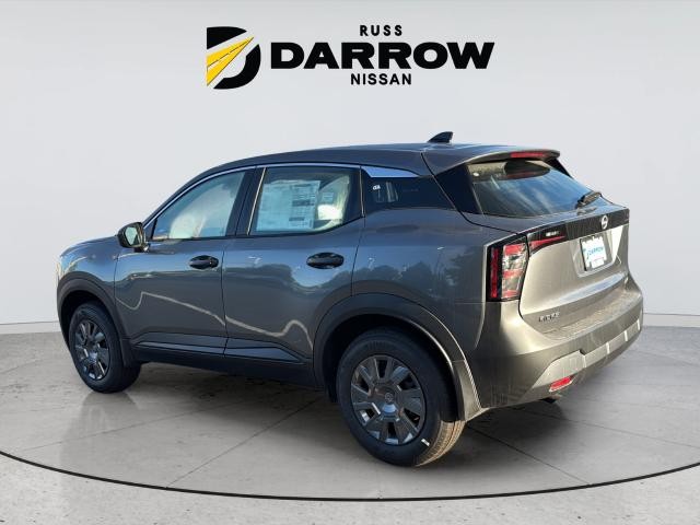 Nissan Kicks Vehicle Full-screen Gallery Image 3