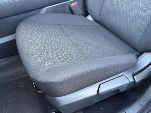 Nissan Kicks Vehicle Full-screen Gallery Image 18