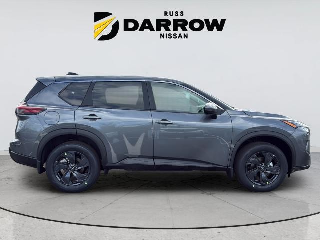 Nissan Rogue Vehicle Full-screen Gallery Image 6
