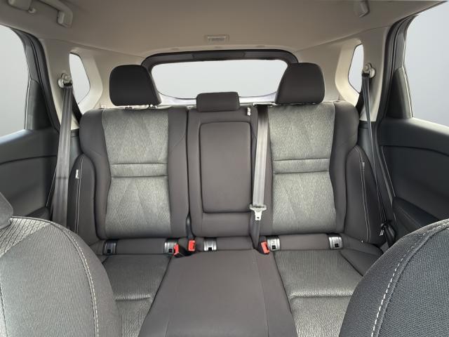 Nissan Rogue Vehicle Full-screen Gallery Image 34