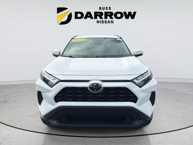 Toyota RAV4 Vehicle Full-screen Gallery Image 8
