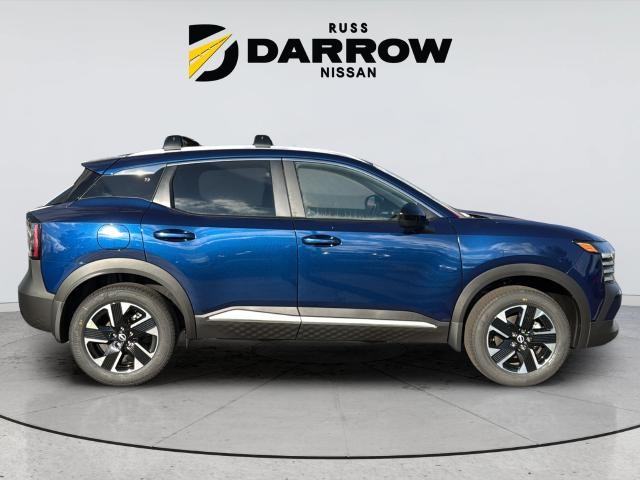 Nissan Kicks Vehicle Full-screen Gallery Image 6