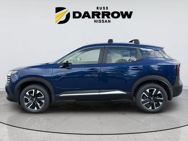 Nissan Kicks Vehicle Full-screen Gallery Image 2