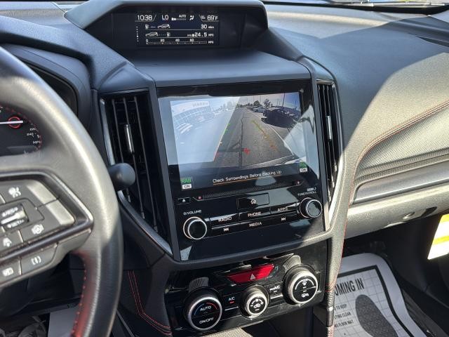 Subaru Forester Vehicle Full-screen Gallery Image 15