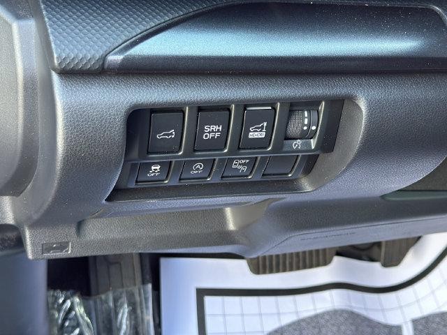 Subaru Forester Vehicle Full-screen Gallery Image 27