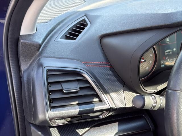 Subaru Forester Vehicle Full-screen Gallery Image 30