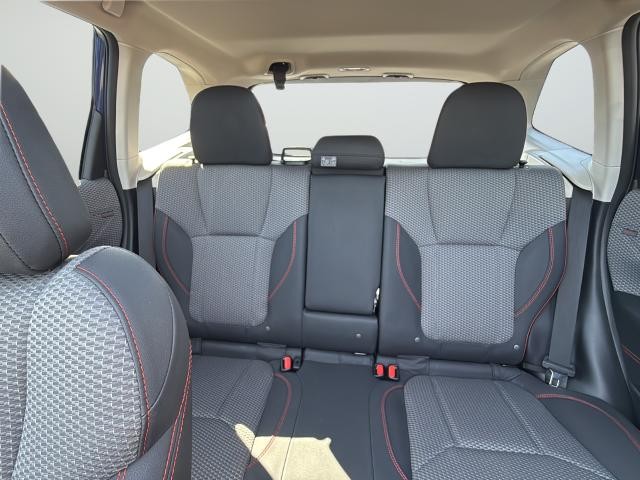 Subaru Forester Vehicle Full-screen Gallery Image 39