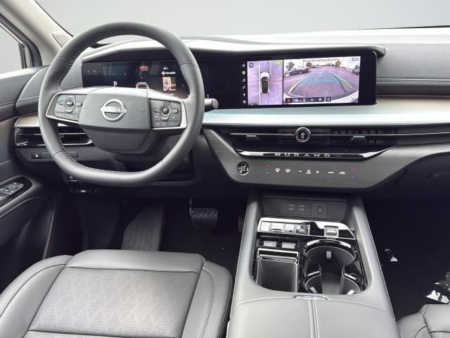 Nissan Murano Vehicle Full-screen Gallery Image 11