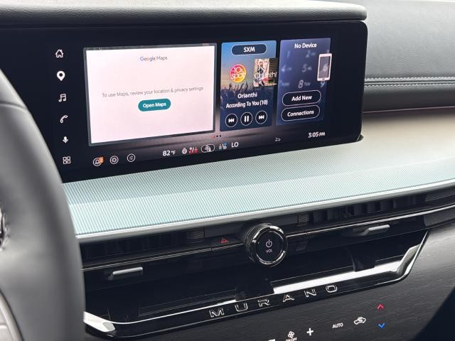 Nissan Murano Vehicle Full-screen Gallery Image 13