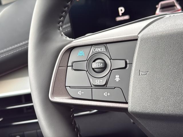Nissan Murano Vehicle Full-screen Gallery Image 15