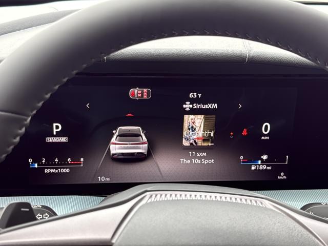 Nissan Murano Vehicle Full-screen Gallery Image 22