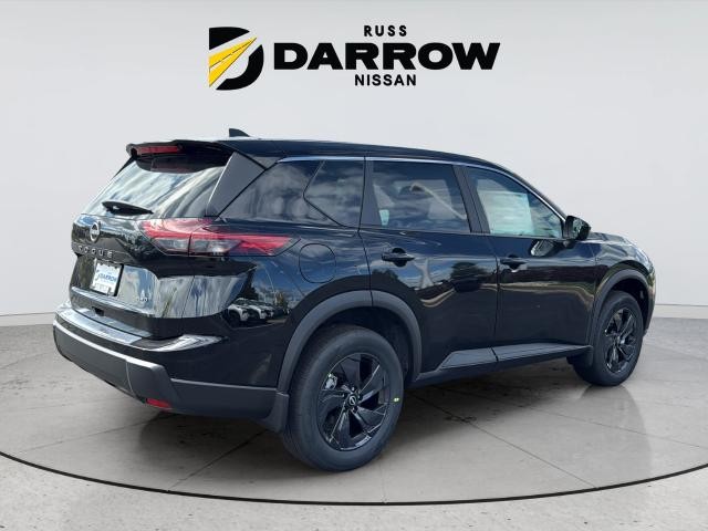 Nissan Rogue Vehicle Full-screen Gallery Image 5