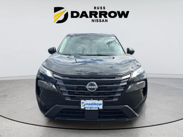 Nissan Rogue Vehicle Full-screen Gallery Image 8