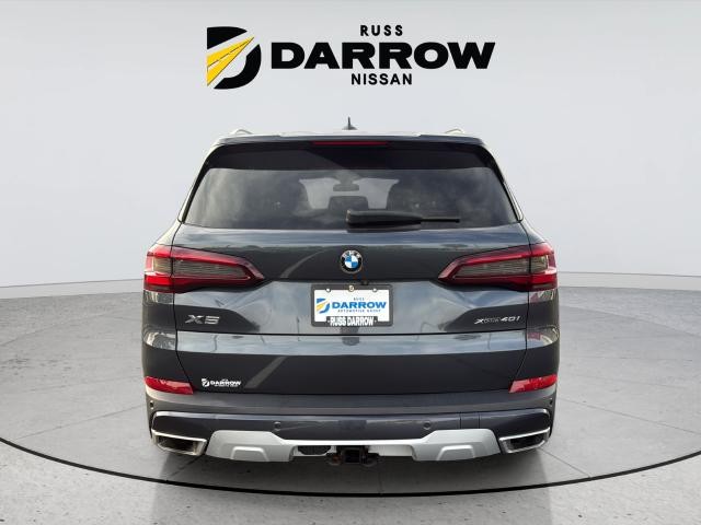 BMW X5 Vehicle Full-screen Gallery Image 04