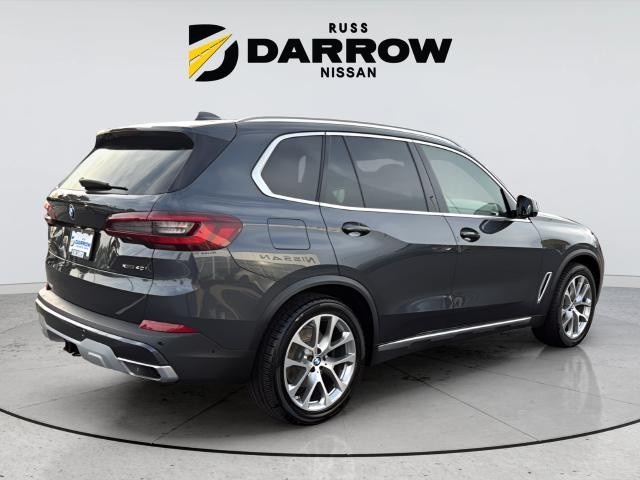 BMW X5 Vehicle Full-screen Gallery Image 05
