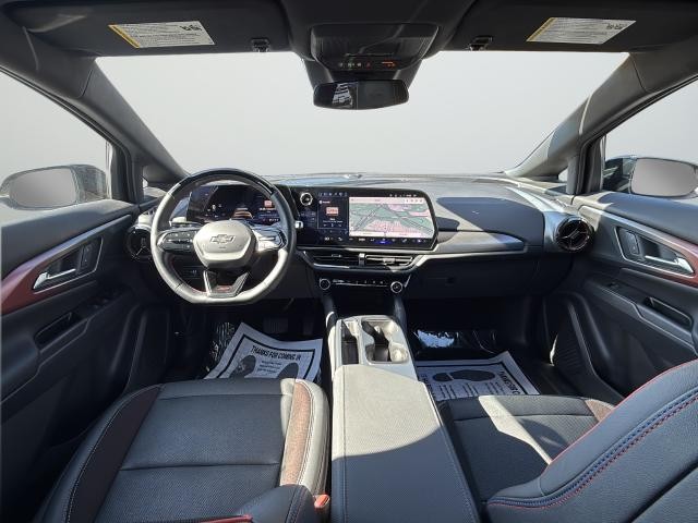 Chevrolet Equinox EV Vehicle Full-screen Gallery Image 09