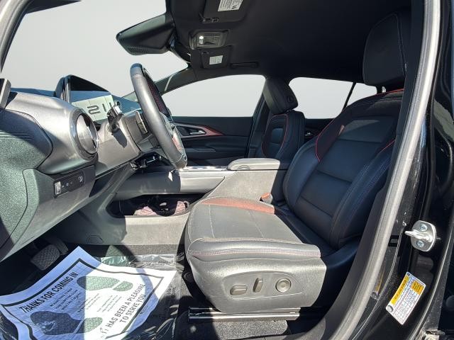 Chevrolet Equinox EV Vehicle Full-screen Gallery Image 10
