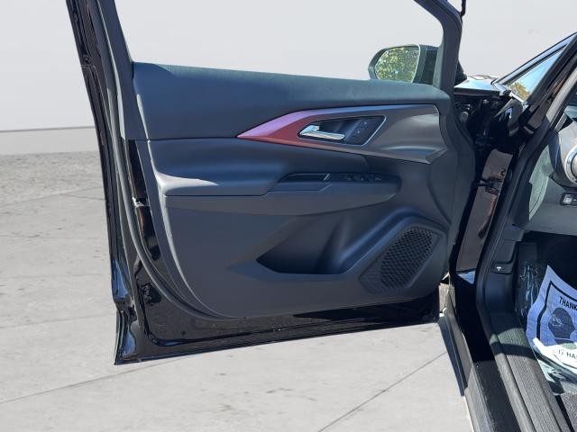 Chevrolet Equinox EV Vehicle Full-screen Gallery Image 29