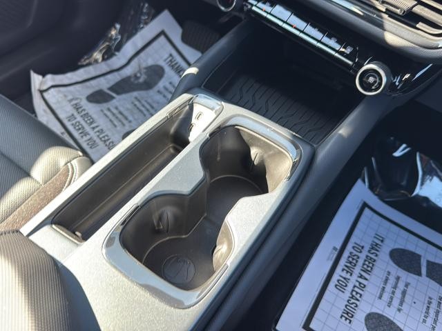 Chevrolet Equinox EV Vehicle Full-screen Gallery Image 36