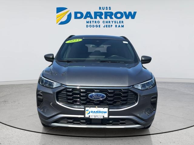 Ford Escape Vehicle Full-screen Gallery Image 8