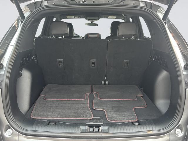 Ford Escape Vehicle Full-screen Gallery Image 30