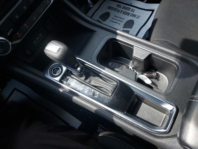 Nissan Sentra Vehicle Full-screen Gallery Image 16