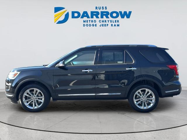 Ford Explorer Vehicle Full-screen Gallery Image 2