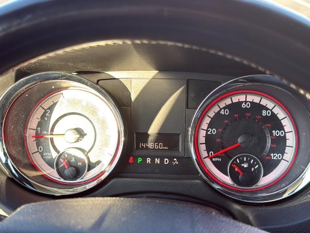 Dodge Grand Caravan Vehicle Full-screen Gallery Image 23