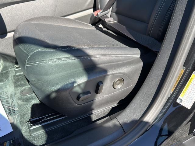 Chevrolet Blazer EV Vehicle Full-screen Gallery Image 18