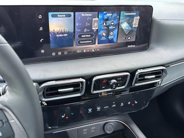 Nissan Sentra Vehicle Full-screen Gallery Image 14