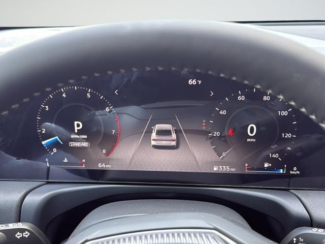 Nissan Sentra Vehicle Full-screen Gallery Image 23