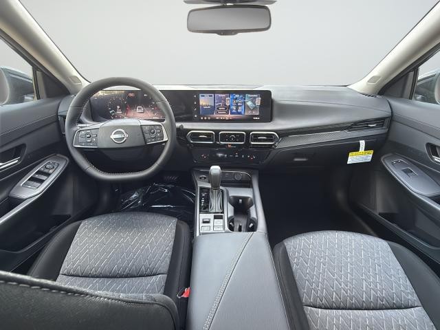 Nissan Sentra Vehicle Full-screen Gallery Image 34