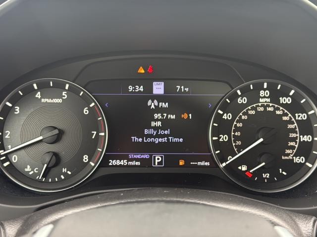 INFINITI QX55 Vehicle Full-screen Gallery Image 12