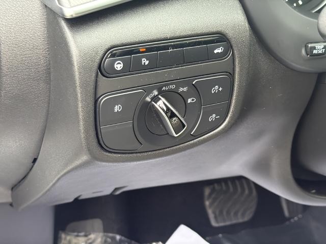 INFINITI QX55 Vehicle Full-screen Gallery Image 27