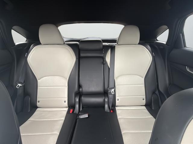 INFINITI QX55 Vehicle Full-screen Gallery Image 32