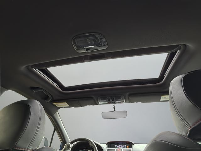Subaru WRX Vehicle Full-screen Gallery Image 20