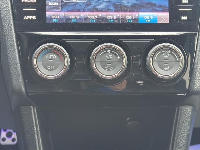 Subaru WRX Vehicle Full-screen Gallery Image 22