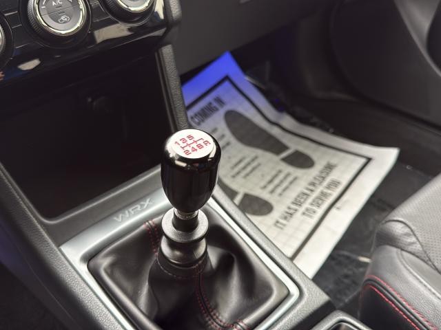 Subaru WRX Vehicle Full-screen Gallery Image 23