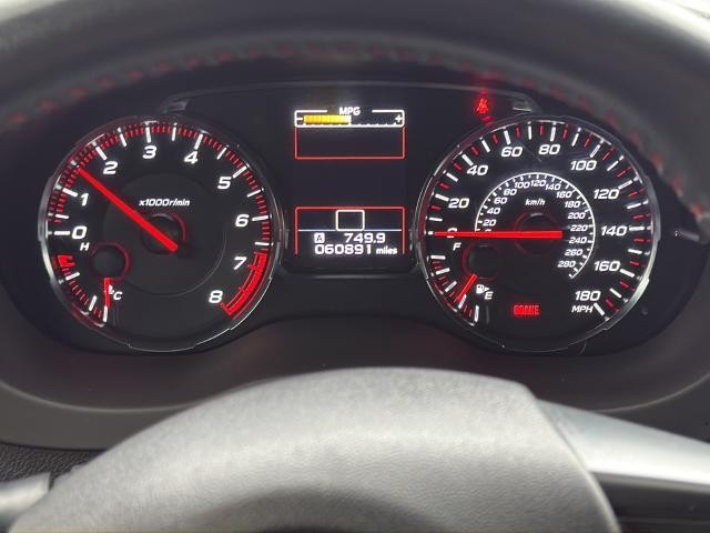 Subaru WRX Vehicle Full-screen Gallery Image 24