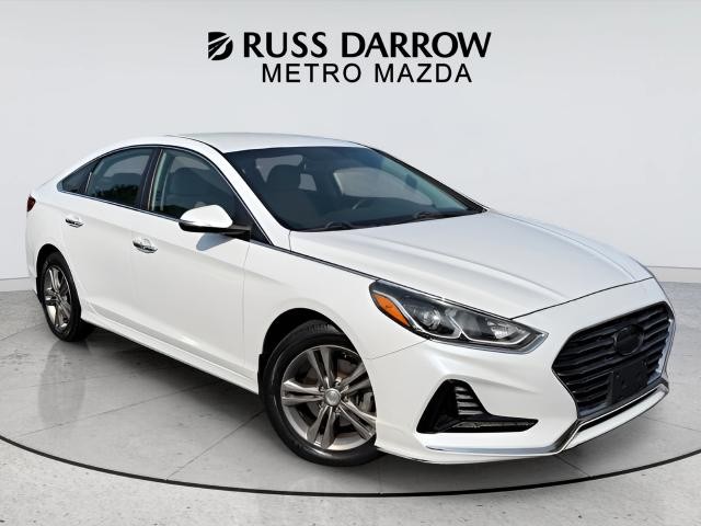 Hyundai Sonata Vehicle Full-screen Gallery Image 6