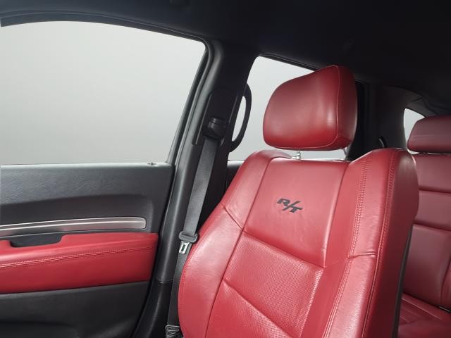 Dodge Durango Vehicle Full-screen Gallery Image 30