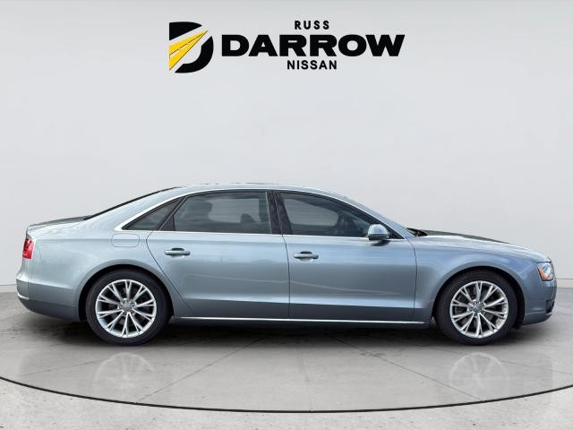 Audi A8 L Vehicle Full-screen Gallery Image 6