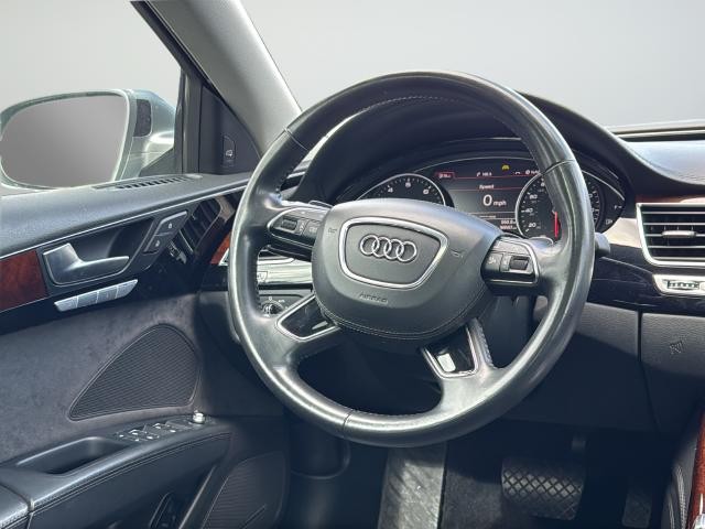 Audi A8 L Vehicle Full-screen Gallery Image 36