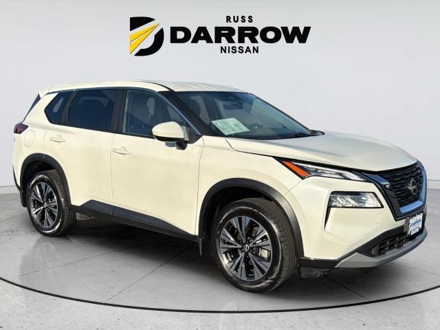 Nissan Rogue Vehicle Full-screen Gallery Image 7