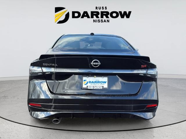 Nissan Sentra Vehicle Full-screen Gallery Image 4