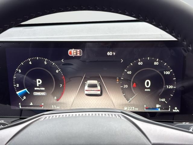 Nissan Sentra Vehicle Full-screen Gallery Image 23