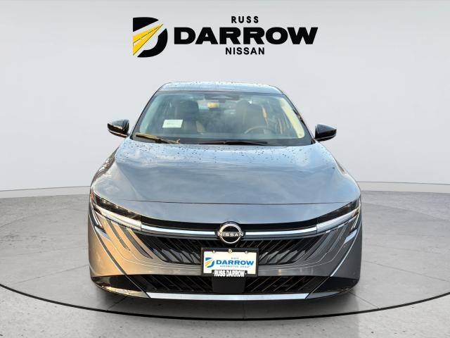 Nissan Sentra Vehicle Full-screen Gallery Image 8