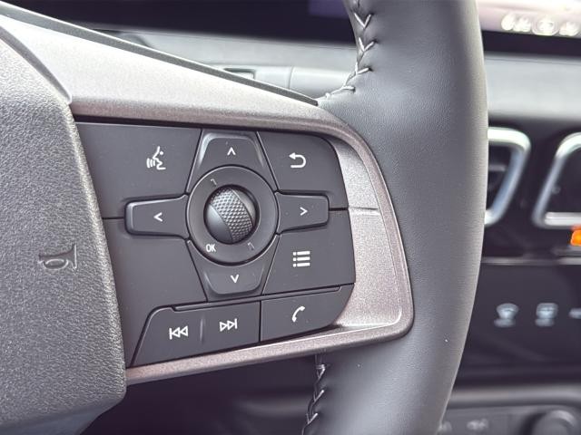 Nissan Sentra Vehicle Full-screen Gallery Image 17